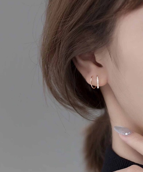 ALWAYS GOOD TIME(オルウェイズグッドタイム)の「【Silver925刻印入り】金属アレルギー対応 2連風フープピアス/シンプル(ピアス(両耳用)・レディース・ゴールド/シルバー/ピンクゴールド/ピンク系その他/シルバー系その他/ゴールド系その他・FREE)」の6枚目の写真