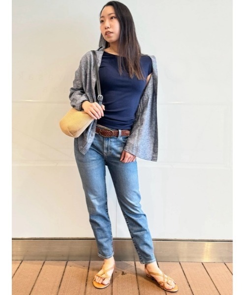 GAP（ギャップ）の「ミッドライズ ガールフレンドデニム（デニムパンツ・レディース・インディゴブルー・30/23/24/25/26/27/28/29）」の6枚目の写真