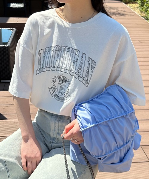 RANAN(ラナン)の「【選べるロゴ】綿100%オーバーサイズTシャツ(ワンポイント刺繍/カレッジロゴ )(Tシャツ/カットソー・レディース・グレー系2/ホワイト系1/ホワイト系2/ベージュ系1/ベージュ系2/グレー系1・LL/L/M)」の22枚目の写真