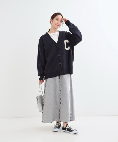 Cutie Blonde（キューティーブロンド）の「【S-LL/体型カバー】刺繍アソート Vネック ゆるニットカーディガン（カーディガン/ボレロ・レディース・グレー系/ネイビー系1・04/03/02/01）」の12枚目の写真