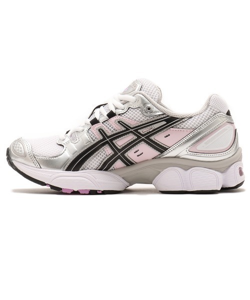 ASICS(アシックス)の「asics GEL-NIMBUS 9 / アシックス ゲル-ニンバス 9(スニーカー・レディース・ホワイト・25.0cm/24.5cm/24.0cm/23.5cm/23.0cm)」の5枚目の写真