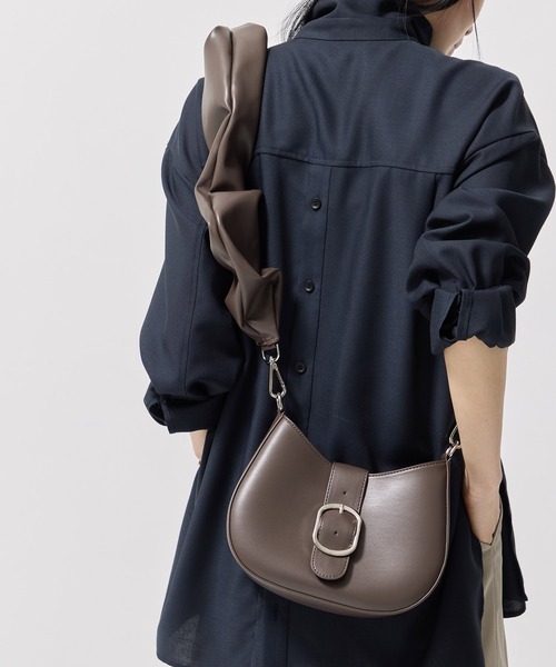 UNITED TOKYO(ユナイテッドトウキョウ)の「【2way】ギャザーハンドル2WAY BAG(ショルダーバッグ・レディース・ブラウン/ブラック/ブラウン系その他・FREE)」の14枚目の写真
