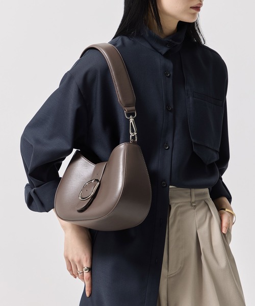 UNITED TOKYO(ユナイテッドトウキョウ)の「【2way】ギャザーハンドル2WAY BAG(ショルダーバッグ・レディース・ブラウン/ブラック/ブラウン系その他・FREE)」の16枚目の写真