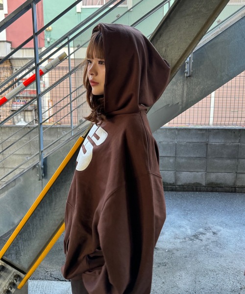 S logo felt embroidery hoodie（パーカー）｜shesame（シーセム