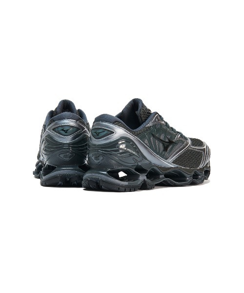 MIZUNO(ミズノ )の「MIZUNO WAVE PROPHECY LS(ミズノ ウエーブプロフェシーLS)(スニーカー・メンズ・ブラック系・25.5cm/26cm/26.5cm/27cm/27.5cm/28cm/28.5cm/29cm/23cm/24.5cm/24cm/23.5cm/25cm/30cm)」の8枚目の写真