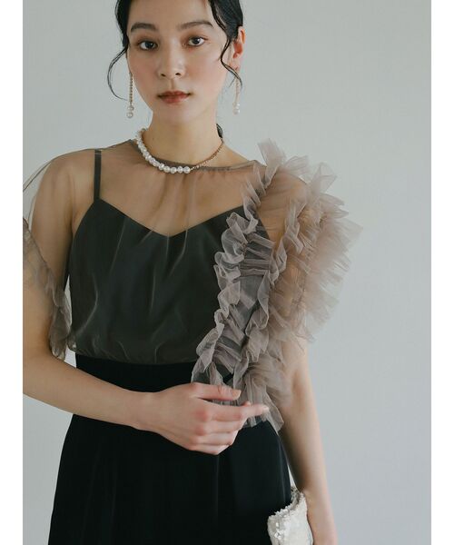 LAGUNAMOON(ラグナムーン)の「LADYフェイクパールビジューチェーンピアス(ピアス(両耳用)・レディース・アイボリー・FREE)」の2枚目の写真