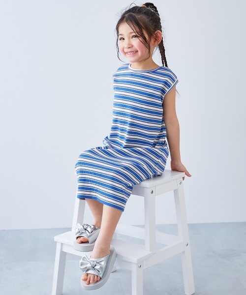 devirock（デビロック）の「ふわもちボリュームソール リボンサンダル（サンダル・キッズ・ブラック/シルバー/ゴールド・17.0cm/18.0cm/19.0cm/20.0cm/21.0cm/22.0cm/23.0cm/24.0cm）」の5枚目の写真