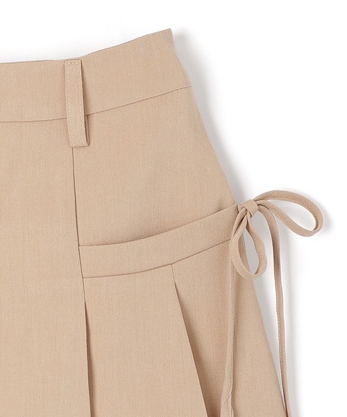 M DOLLY（エムドリー）の「high waist box pleats mini skirt/ハイウエストボックスプリーツミニスカート（スカート・レディース・ベージュ/ブラック・M/S）」の6枚目の写真