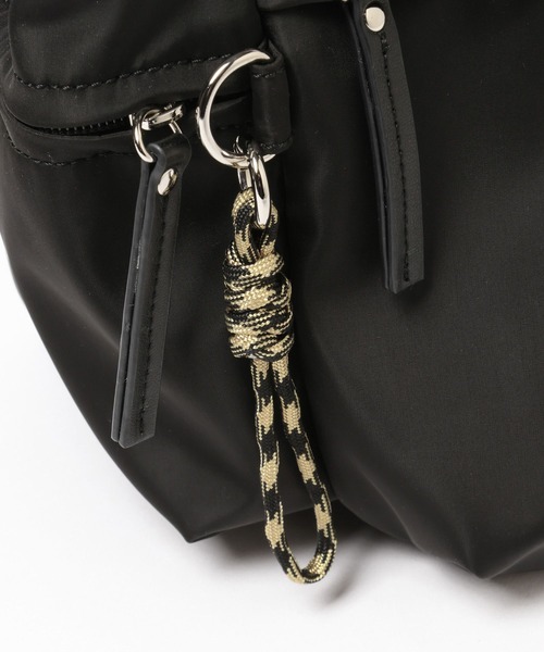 GLOBAL WORK（グローバルワーク）の「撥水軽量7ポケットミニショルダー/308502（ショルダーバッグ・レディース・グレー/ブラック/アイボリー・FREE）」の20枚目の写真