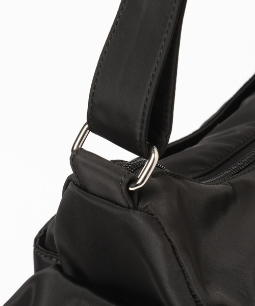 GLOBAL WORK（グローバルワーク）の「撥水軽量7ポケットミニショルダー/308502（ショルダーバッグ・レディース・グレー/ブラック/アイボリー・FREE）」の17枚目の写真