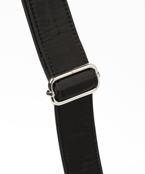 GLOBAL WORK（グローバルワーク）の「撥水軽量7ポケットミニショルダー/308502（ショルダーバッグ・レディース・グレー/ブラック/アイボリー・FREE）」の16枚目の写真