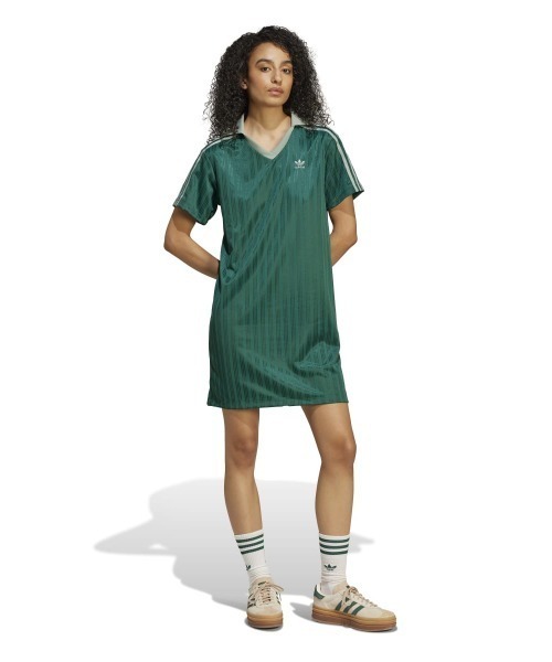 adidas Originals ADICOLOR FOOTBALL JACQUARD V-NECK DRESS