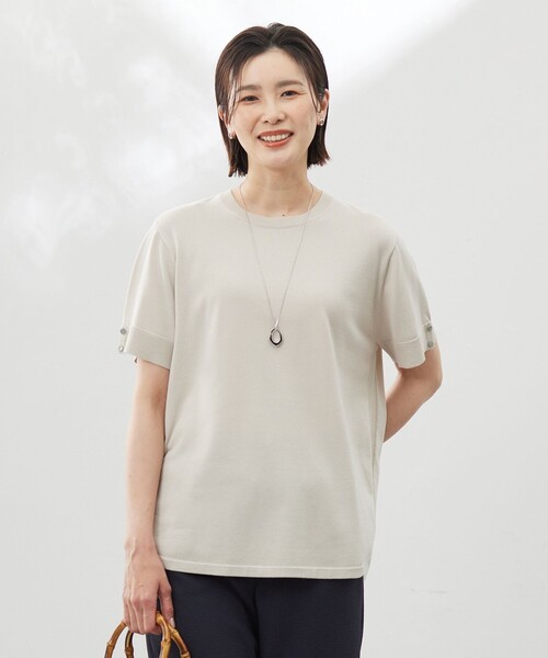 J.PRESS(ジェイプレス)の「【洗える】COTTON POLYESTER 袖ボタン ニット(ニット/セーター・レディース・ベージュ系/ふじ色系/ネイビー系/サックスブルー系・T13)」の2枚目の写真
