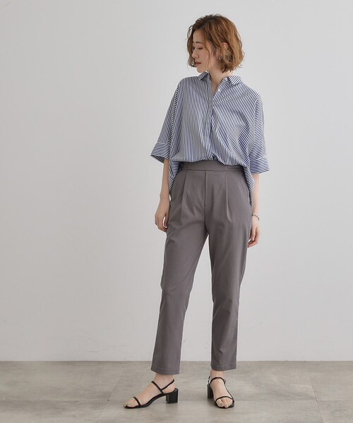 grove（グローブ）の「【冷感】サマーハイパーストレッチテーパードパンツ（その他パンツ・レディース・ネイビー/カーキ/ブラック/ナチュラル/チャコールグレー/ブラック系1・03/02/04/05/01）」の8枚目の写真