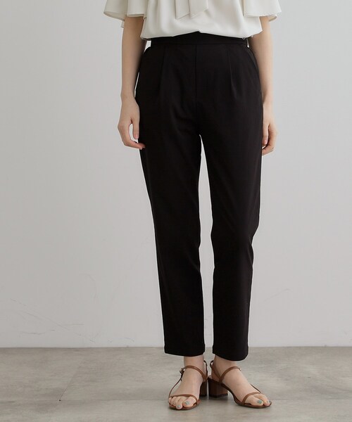 grove（グローブ）の「【冷感】サマーハイパーストレッチテーパードパンツ（その他パンツ・レディース・ネイビー/カーキ/ブラック/ナチュラル/チャコールグレー/ブラック系1・03/02/04/05/01）」の11枚目の写真