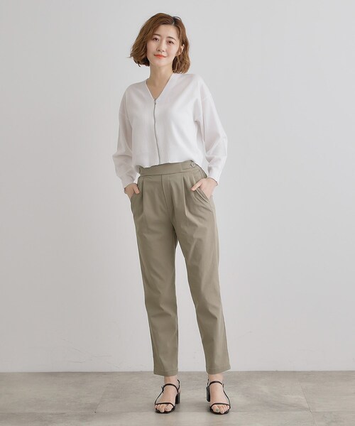 grove（グローブ）の「【冷感】サマーハイパーストレッチテーパードパンツ（その他パンツ・レディース・ネイビー/カーキ/ブラック/ナチュラル/チャコールグレー/ブラック系1・03/02/04/05/01）」の16枚目の写真