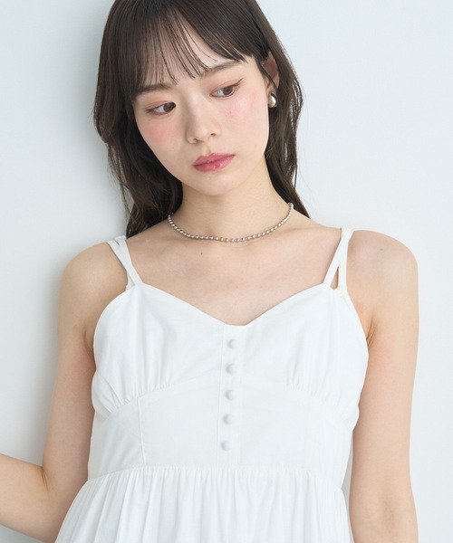 earth music&ecology（アースミュージックアンドエコロジー）の「コットンティアードキャミワンピース（ワンピース・レディース・オフホワイト/サックスブルー/ブラック・FREE）」の11枚目の写真