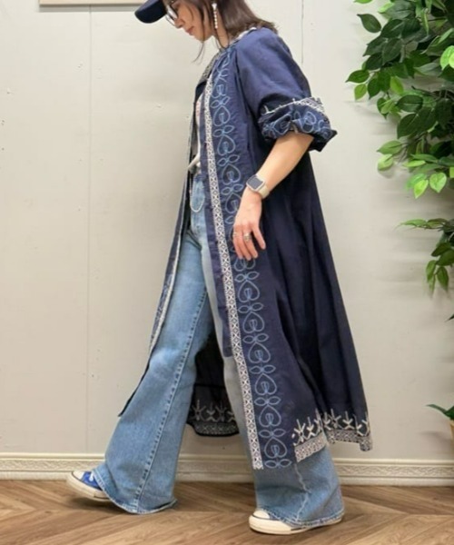 Right-on(ライトオン)の「【HONEYSUCKLE ROSE】刺繍ワンピース(シャツワンピース・レディース・ネイビー/ブラック/ホワイト・M/L)」の20枚目の写真