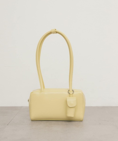 KBF(ケイビーエフ)の「リップケース付きショルダーBAG(ショルダーバッグ・レディース・ブラック/アイボリー/イエロー・ONE)」の1枚目の写真