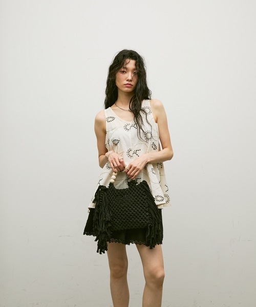 Lutim by u（ルチバイユー）の「Wooden beaded handle macrame bag/ウッドビーズハンドル マクラメバッグ（トートバッグ・レディース・ブラック/アイボリー/ブラウン・FREE）」の16枚目の写真