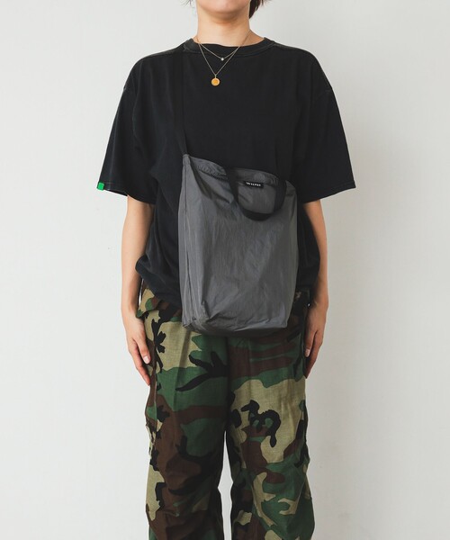 bpr BEAMS（ビーピーアール ビームス ）の「リップストップ ディープ トートバッグ M（トートバッグ・レディース・グリーン/ブラック/パープル/グレー/オレンジ/ベージュ・ONE SIZE）」の2枚目の写真