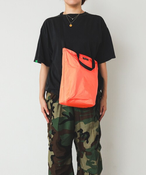 bpr BEAMS（ビーピーアール ビームス ）の「リップストップ ディープ トートバッグ M（トートバッグ・レディース・グリーン/ブラック/パープル/グレー/オレンジ/ベージュ・ONE SIZE）」の6枚目の写真