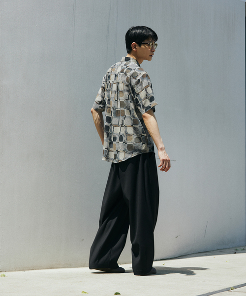 JOURNAL STANDARD(ジャーナルスタンダード)の「”吸水速乾 / 通気性” EVALET ライト メッシュ パターン シャツ(シャツ/ブラウス・メンズ・その他/ブラウン系その他/ブルー系その他/コバルトブルー/ライトグレー・LARGE/MEDIUM/SMALL)」の21枚目の写真