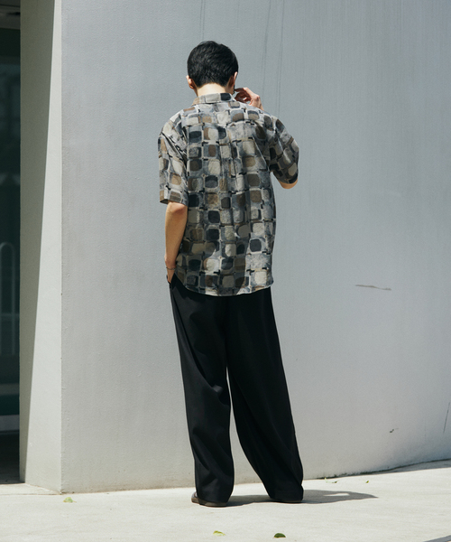 JOURNAL STANDARD(ジャーナルスタンダード)の「”吸水速乾 / 通気性” EVALET ライト メッシュ パターン シャツ(シャツ/ブラウス・メンズ・その他/ブラウン系その他/ブルー系その他/コバルトブルー/ライトグレー・LARGE/MEDIUM/SMALL)」の22枚目の写真