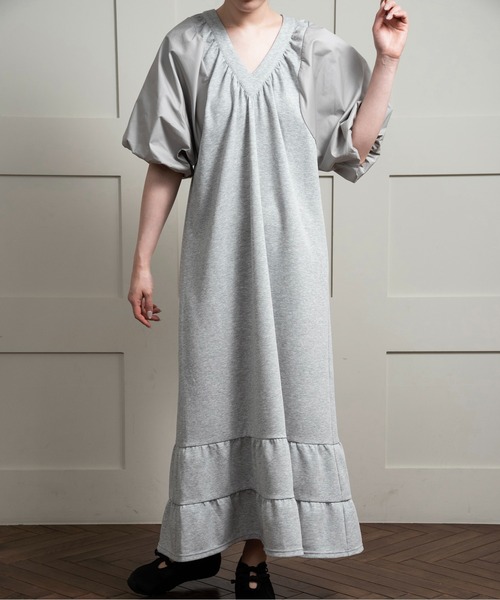 lawgy(ラウジー)の「different materials v neck tiered op / ディファレントマテリアルズvネックティアードワンピ(ワンピース・レディース・ブラック/グレー/ホワイト・FREE)」の1枚目の写真