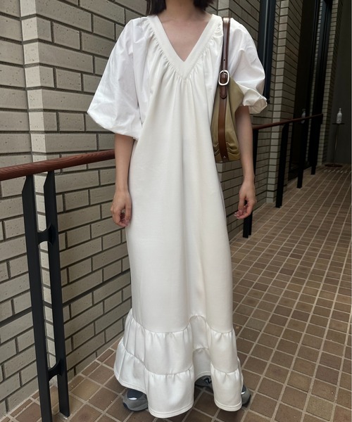 lawgy(ラウジー)の「different materials v neck tiered op / ディファレントマテリアルズvネックティアードワンピ(ワンピース・レディース・ブラック/グレー/ホワイト・FREE)」の2枚目の写真