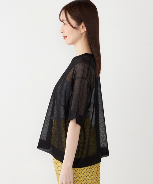 SHIPS Colors(シップス カラーズ)の「SHIPS Colors:〈手洗い可能〉シアー ニット TEE(ニット/セーター・レディース・ベージュ/ライトグレー/ブラック・ONE SIZE)」の6枚目の写真