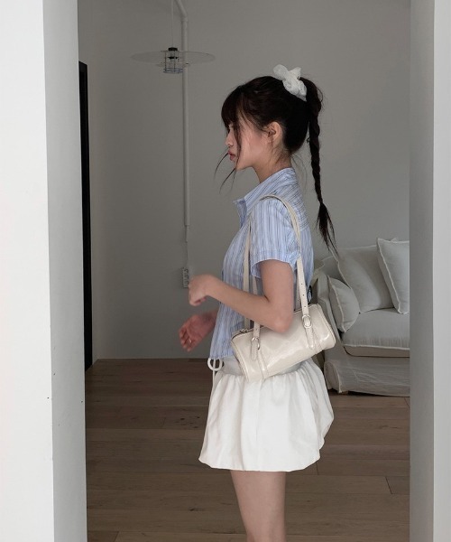 anyonemore(エニワンモア)の「スリムクロップドカフス半袖ストライプシャツ(シャツ/ブラウス・レディース・グレー/ブルー・FREE)」の19枚目の写真