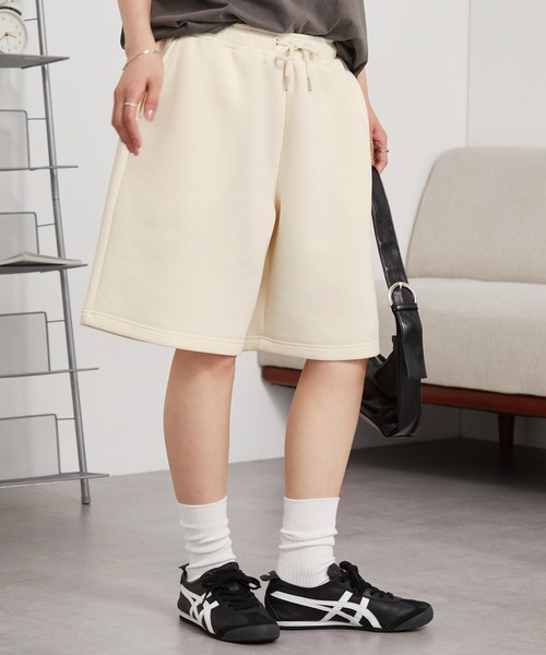 MONO-MART（モノマート）の「イージードライ ワイドダンボールスウェットショートパンツ（その他パンツ・レディース・ネイビー/ワイン系/ベージュ/杢グレー/ブラック・L/M/S）」の16枚目の写真