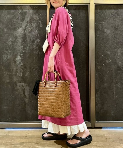 Right-on(ライトオン)の「HONEYSUCKLE ROSE(ハニーサックルローズ)【レディース】リネン混2WAYワンピース(ワンピース・レディース・ブラック/グリーン/ピンク・M/L)」の12枚目の写真