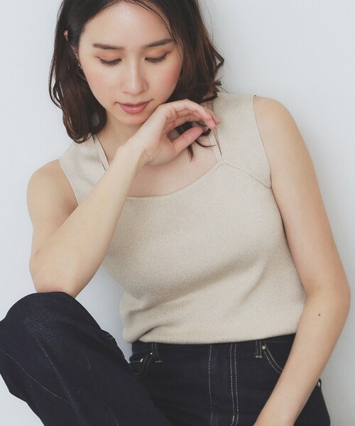 index（インデックス）の「スクエアネックニットタンク【洗濯機洗い可】（タンクトップ・レディース・ゴールド/サンドベージュ/ブルー系その他7/ブラック・38/40）」の5枚目の写真