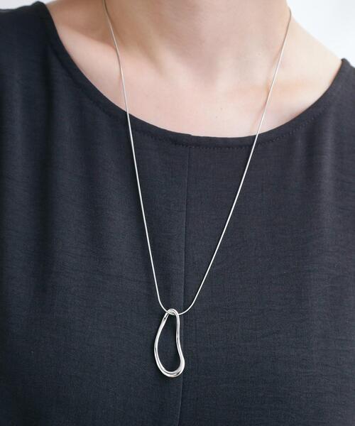 grove（グローブ）の「【ネックホルダー】変形オーバルチェーンネックレス（ネックレス・レディース・シルバー/ゴールド・00）」の6枚目の写真