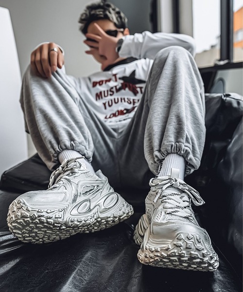 shoes365（シューズスリーシックスファイヴ）の「【SHOES 365】厚底凹凸ダッドスニーカー（スニーカー・メンズ・ホワイト/ブラック/グレー・24.5cm/25.0cm/25.5cm/26.0cm/26.5cm/27.0cm）」の7枚目の写真