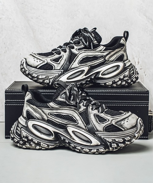 shoes365（シューズスリーシックスファイヴ）の「【SHOES 365】厚底凹凸ダッドスニーカー（スニーカー・メンズ・ホワイト/ブラック/グレー・24.5cm/25.0cm/25.5cm/26.0cm/26.5cm/27.0cm）」の8枚目の写真