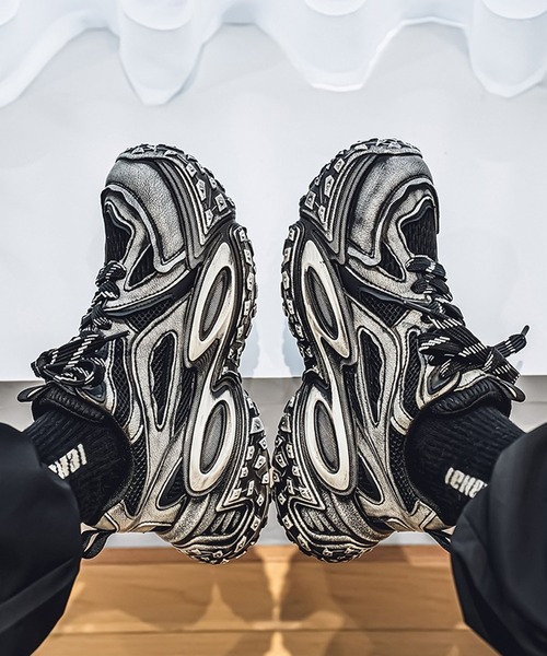 shoes365（シューズスリーシックスファイヴ）の「【SHOES 365】厚底凹凸ダッドスニーカー（スニーカー・メンズ・ホワイト/ブラック/グレー・24.5cm/25.0cm/25.5cm/26.0cm/26.5cm/27.0cm）」の13枚目の写真