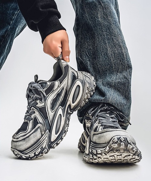 shoes365（シューズスリーシックスファイヴ）の「【SHOES 365】厚底凹凸ダッドスニーカー（スニーカー・メンズ・ホワイト/ブラック/グレー・24.5cm/25.0cm/25.5cm/26.0cm/26.5cm/27.0cm）」の16枚目の写真