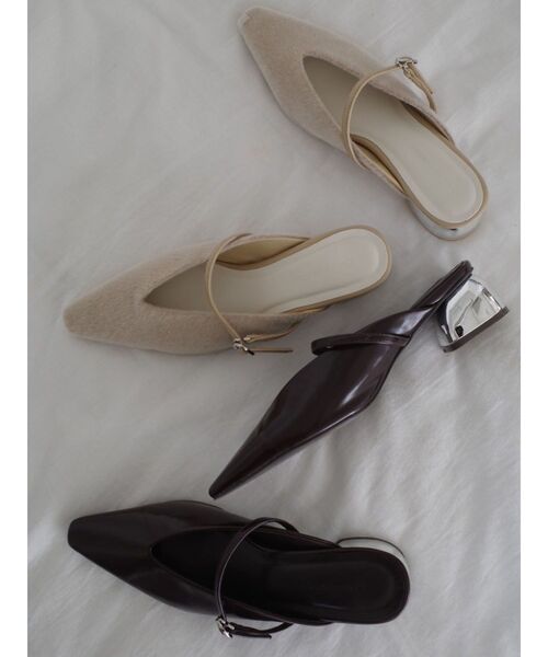 LAGUNAMOON（ラグナムーン）の「MODERNカッティングメタルヒールミュール（パンプス・レディース・ブラウン/ベージュ・S/M）」の14枚目の写真