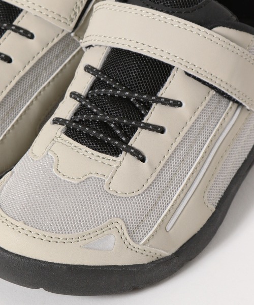 LOWRYS FARM（ローリーズファーム）の「ＩＦＭＥスニ－カー　318520（スニーカー・キッズ・グレー/カーキ/ブラック・17cm/16cm/19cm/18cm）」の5枚目の写真