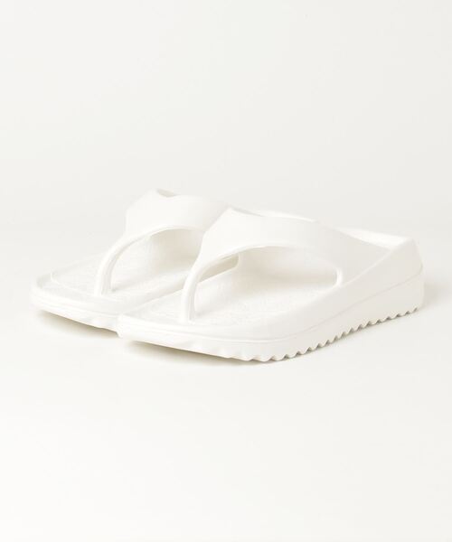 Vini（ヴィニ）の「軽量 トング サンダル（サンダル・レディース・ホワイト/ブラック・SMALL/MEDIUM/LARGE）」の10枚目の写真