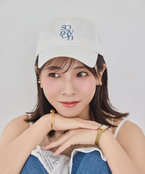 somyon（ソミョン）の「【 somyon / ソミョン 】 重ねロゴ 刺繍 デザイン カラーローキャップ #（キャップ・レディース・ホワイト/ブラック/ネイビー/ベージュ/モカ・FREE）」の15枚目の写真