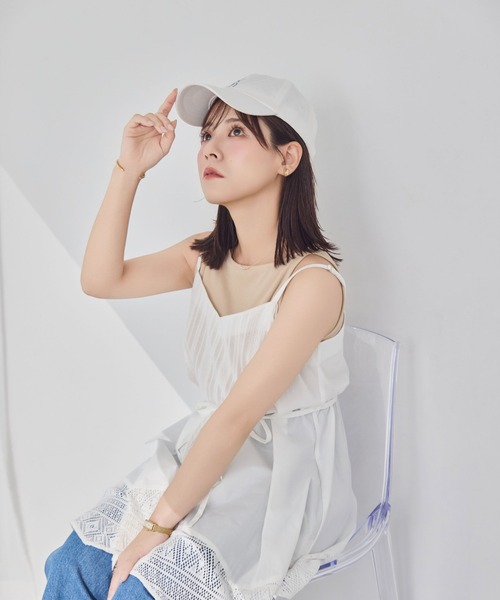 somyon（ソミョン）の「【 somyon / ソミョン 】 重ねロゴ 刺繍 デザイン カラーローキャップ #（キャップ・レディース・ホワイト/ブラック/ネイビー/ベージュ/モカ・FREE）」の9枚目の写真