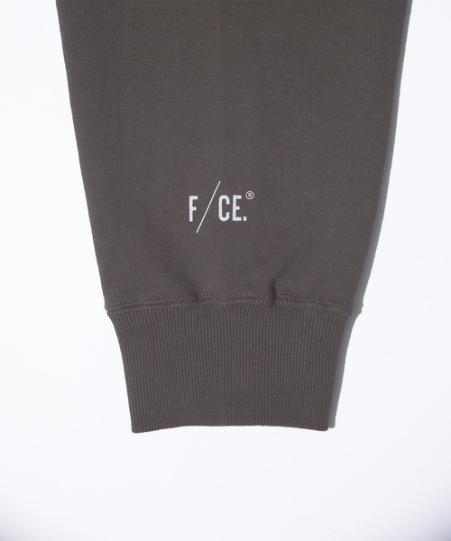 F/CE. （エフシーイー）の「F/CE. HIDDEN IDENTITY BY M.ENOMOTO HOODY TYPE-B / エフシーイー  ヒドゥンアイデンティティバイマリコエノモトフーディ TYPE-B（パーカー・メンズ・チャコール・SMALL/MEDIUM/LARGE/X-LARGE）」の2枚目の写真