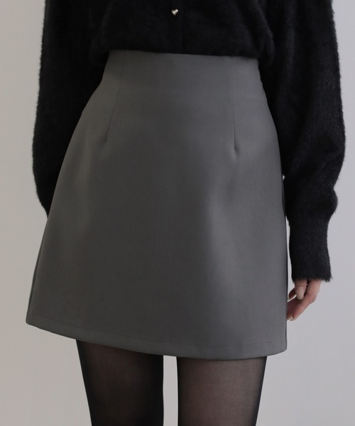 nouvellemoi（ヌーベルモイ）の「インパン付きミニスカート（スカート・レディース・チャコールグレー/ブラック/ホワイト/ベージュ・S/M/L）」の3枚目の写真