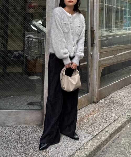 CIAOPANIC TYPY(チャオパニックティピー)の「【スタイルアップ】紐ベルト付きベロアフレアパンツ(スラックス・レディース・ブラック/ブラウン/アイボリー・SMALL/MEDIUM)」の8枚目の写真