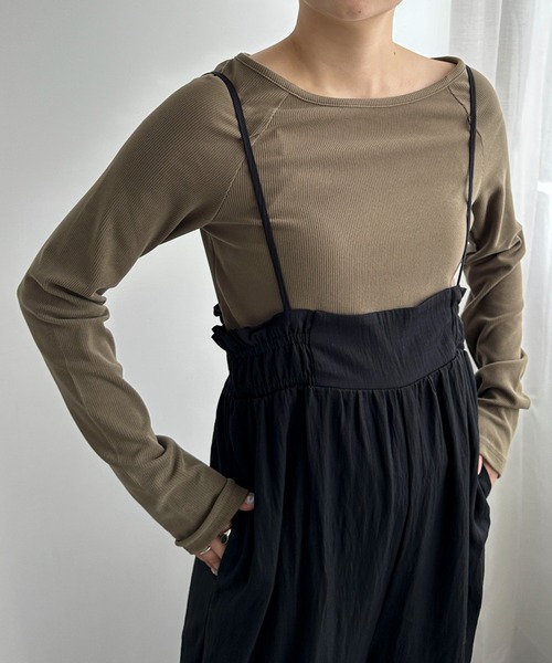 PILIT(ピリット)の「ボートネックリブトップス(Tシャツ/カットソー・レディース・アイボリー/オリーブ/チャコールグレー・MEDIUM)」の9枚目の写真