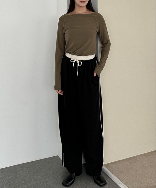 PILIT(ピリット)の「ボートネックリブトップス(Tシャツ/カットソー・レディース・アイボリー/オリーブ/チャコールグレー・MEDIUM)」の15枚目の写真